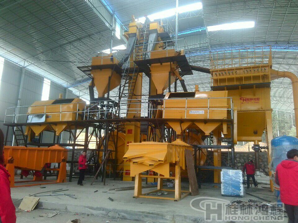 石英砂磨機(jī)，石英砂自磨機(jī)，磨粉機(jī)，制砂機(jī)