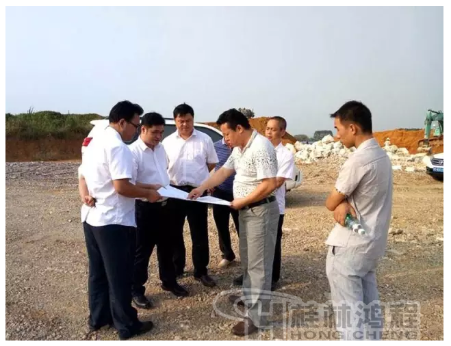 重鈣磨粉機，重鈣，HCH1395，超細環(huán)輥磨,武宣碳酸鈣