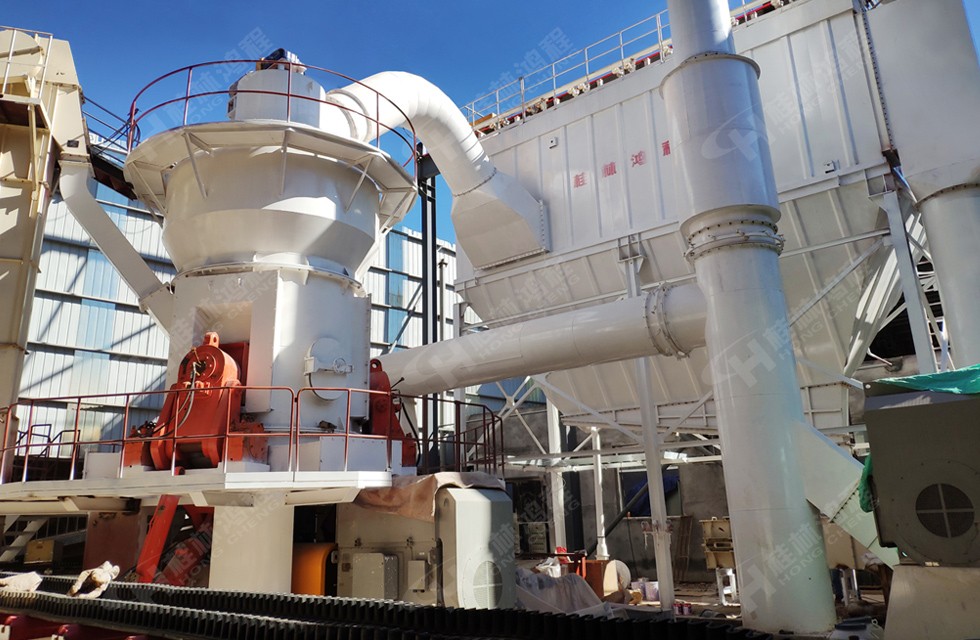 打礦石粉機(jī)器多少錢一臺？立式磨機(jī)設(shè)備-桂林鴻程HLM立式磨粉機(jī) ，價(jià)格在上百萬以上